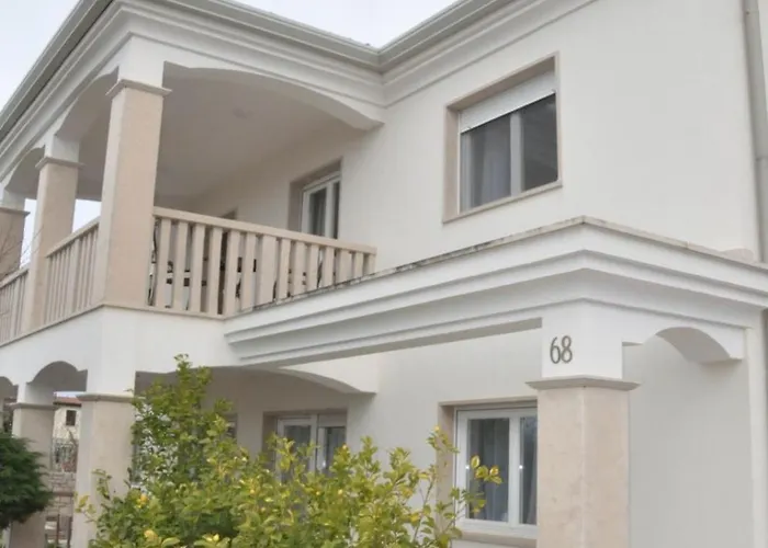 Basanija Fig Appartement *